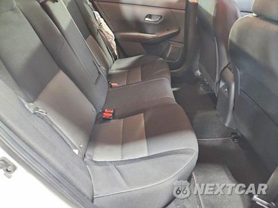 Zdjęcie 10 z 12 samochodu: 2021 NISSAN SENTRA SV VIN:3N1AB8CV2MY201188 - miniatura