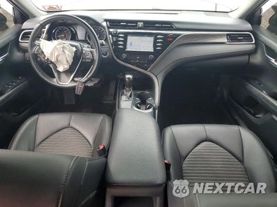 Zdjęcie 8 z 12 samochodu: 2018 TOYOTA CAMRY SE VIN:4T1B11HK0JU027626 - miniatura