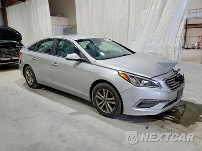 Czwarte zdjęcie samochodu z boku: 2015 HYUNDAI SONATA SE VIN:5NPE24AF7FH222007 - miniatura
