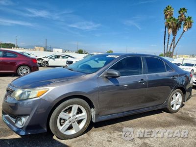 2013 TOYOTA CAMRY SE 4T1BF1FK7DU704986 - główne zdjęcie licytacji z USA - miniatura