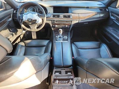 Zdjęcie 8 z 12 samochodu: 2012 BMW 750 LXI VIN:WBAKC8C53CC436685 - miniatura