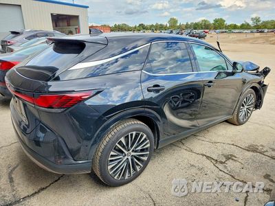 Trzecie zdjęcie samochodu z tyłu: 2025 LEXUS RX 350 PREMIUM+ VIN:2T2BAMCA9SC117386 - miniatura