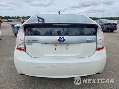 Zdjęcie 6 z 12 samochodu: 2013 TOYOTA PRIUS PLUG-IN HYBRID BASE VIN:JTDKN3DPXD3038813 - miniatura