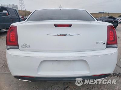 Zdjęcie 6 z 13 samochodu: 2019 CHRYSLER 300 S VIN:2C3CCABG3KH589763 - miniatura