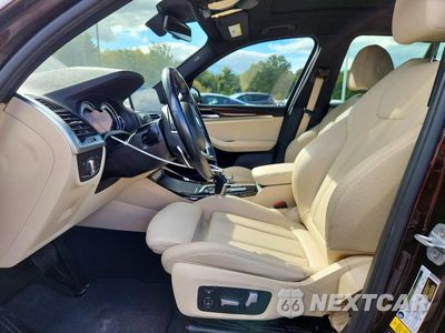 Zdjęcie 7 z 13 samochodu: 2018 BMW X3 XDRIVE30I VIN:5UXTR9C50JLC84181 - miniatura