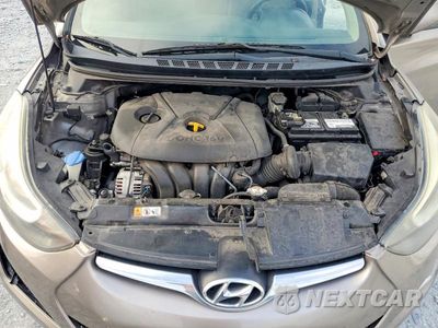 Zdjęcie 11 z 12 samochodu: 2016 HYUNDAI ELANTRA SE VIN:5NPDH4AE0GH771924 - miniatura