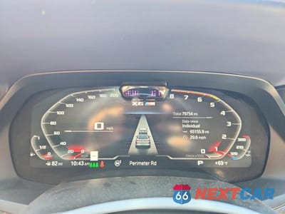 Zdjęcie 9 z 13 samochodu: 2020 BMW X6 M VIN:5YMCY0C01L9B05643 - miniatura