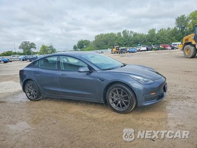 Czwarte zdjęcie samochodu z boku: 2022 TESLA MODEL 3 VIN:5YJ3E1EA0NF288827 - miniatura