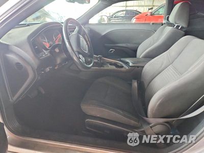 Zdjęcie 7 z 12 samochodu: 2017 DODGE CHALLENGER SXT VIN:2C3CDZAG5HH658653 - miniatura