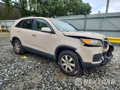 Czwarte zdjęcie samochodu z boku: 2012 KIA SORENTO LX VIN:5XYKT3A11CG194528 - miniatura