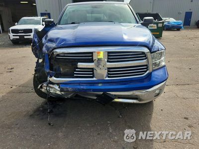 Piąte zdjęcie samochodu w środku: 2015 RAM 1500 SLT VIN:1C6RR7GT8FS697475 - miniatura