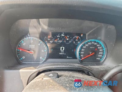 Zdjęcie 9 z 13 samochodu: 2017 GMC YUKON XL C1500 SLT VIN:1GKS1GKC8HR332009 - miniatura