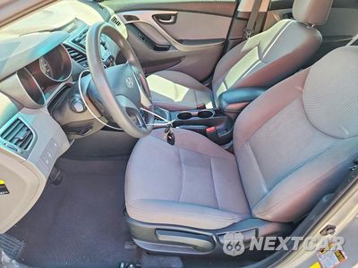 Zdjęcie 7 z 12 samochodu: 2016 HYUNDAI ELANTRA SE VIN:5NPDH4AE1GH730802 - miniatura