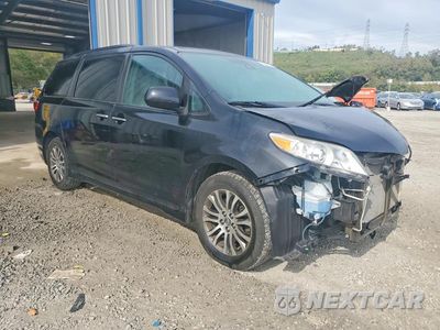Czwarte zdjęcie samochodu z boku: 2020 TOYOTA SIENNA XLE 8-PASSENGER VIN:5TDYZ3DC5LS054233 - miniatura