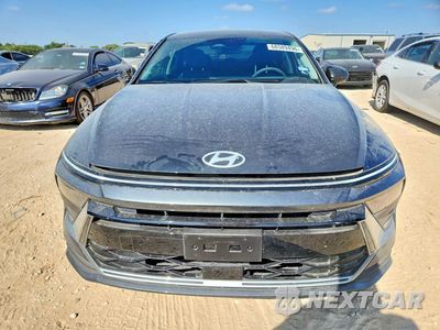 Piąte zdjęcie samochodu w środku: 2026 HYUNDAI SONATA HYBRID BLUE VIN:KMHL24JJ7TA138120 - miniatura