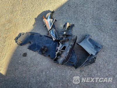 Zdjęcie 12 z 13 samochodu: 2017 TOYOTA PRIUS FOUR TOURING VIN:JTDKARFU1H3033202 - miniatura