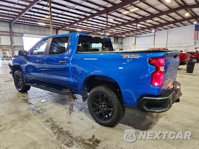 Drugie zdjęcie samochodu z przodu: 2022 CHEVROLET SILVERADO K1500 TRAIL BOSS CUSTOM VIN:3GCPDCED9NG664185 - miniatura