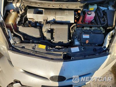 Zdjęcie 11 z 12 samochodu: 2015 TOYOTA PRIUS THREE VIN:JTDKN3DU1F0420173 - miniatura