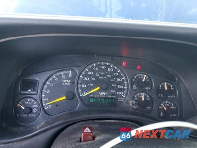 Zdjęcie 9 z 12 samochodu: 2000 CHEVROLET SILVERADO K2500 VIN:1GCGK29U4YE148676 - miniatura
