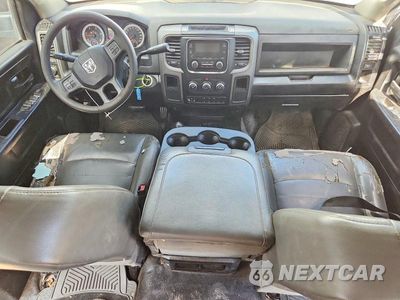 Zdjęcie 8 z 12 samochodu: 2018 RAM 3500 VIN:3C7WRTCL8JG325325 - miniatura
