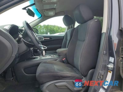 Zdjęcie 7 z 13 samochodu: 2014 NISSAN PATHFINDER S VIN:5N1AR2MM3EC633810 - miniatura