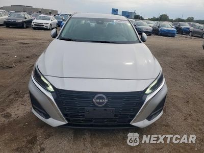 Piąte zdjęcie samochodu w środku: 2023 NISSAN ALTIMA SV VIN:1N4BL4DVXPN365043 - miniatura