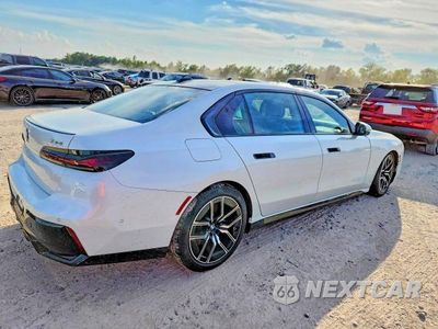 Trzecie zdjęcie samochodu z tyłu: 2025 BMW 740 XI VIN:WBA33EH05SCU74076 - miniatura
