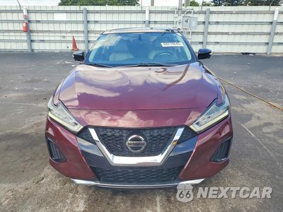 Piąte zdjęcie samochodu w środku: 2017 NISSAN MAXIMA PLATINUM VIN:1N4AA6AP7HC424209 - miniatura