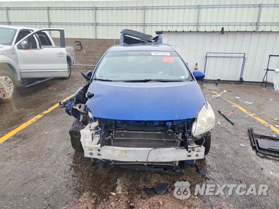 Piąte zdjęcie samochodu w środku: 2011 TOYOTA PRIUS TWO VIN:JTDKN3DU2B1471461 - miniatura