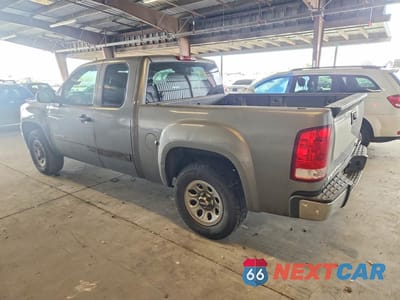 Drugie zdjęcie samochodu z przodu: 2007 GMC NEW SIERRA C1500 VIN:1GTEC19C27Z516480 - miniatura