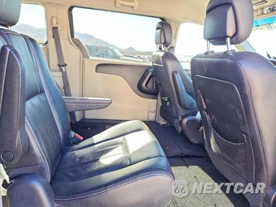 Zdjęcie 11 z 14 samochodu: 2016 CHRYSLER TOWN & COUNTRY TOURING VIN:2C4RC1BG6GR301418 - miniatura