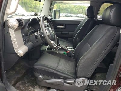 Zdjęcie 7 z 13 samochodu: 2007 TOYOTA FJ CRUISER BASE VIN:JTEBU11F170026201 - miniatura