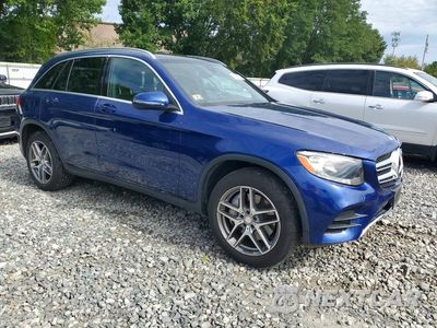Czwarte zdjęcie samochodu z boku: 2017 MERCEDES-BENZ GLC 300 4MATIC VIN:WDC0G4KB2HF118619 - miniatura