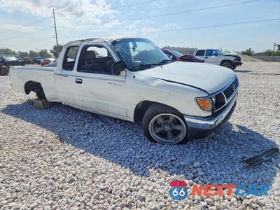 Czwarte zdjęcie samochodu z boku: 1996 TOYOTA TACOMA V6 VIN:4TAVN52N4TZ104760 - miniatura