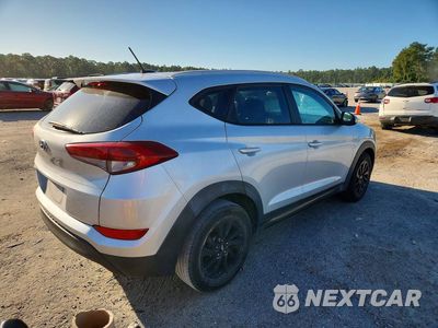 Trzecie zdjęcie samochodu z tyłu: 2016 HYUNDAI TUCSON SE VIN:KM8J33A43GU091326 - miniatura