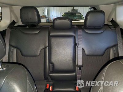 Zdjęcie 10 z 13 samochodu: 2022 JEEP COMPASS LATITUDE VIN:3C4NJDBB7NT207729 - miniatura