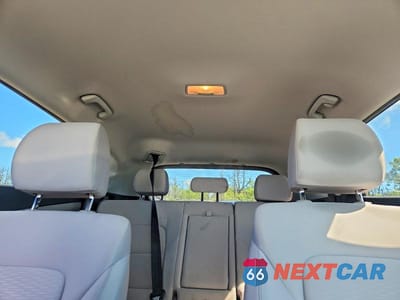 Zdjęcie 10 z 14 samochodu: 2019 HYUNDAI TUCSON SE VIN:KM8J2CA44KU927821 - miniatura
