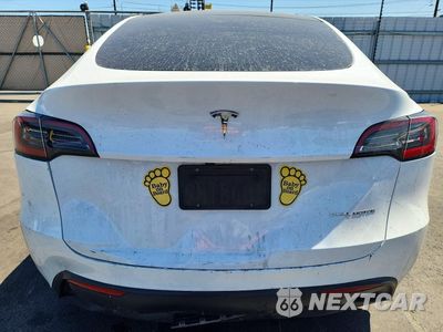 Zdjęcie 6 z 13 samochodu: 2024 TESLA MODEL Y VIN:7SAYGDEE7RF078660 - miniatura