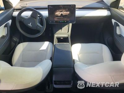 Zdjęcie 8 z 14 samochodu: 2022 TESLA MODEL Y VIN:7SAYGDEE1NF437737 - miniatura