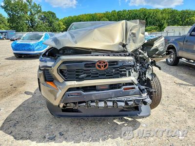 Piąte zdjęcie samochodu w środku: 2025 TOYOTA TACOMA TRD OFF-ROAD HV VIN:3TYLC5LN5ST037848 - miniatura