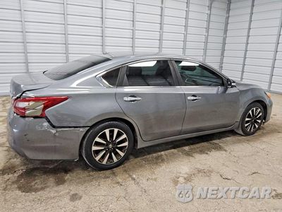 Trzecie zdjęcie samochodu z tyłu: 2018 NISSAN ALTIMA 2.5 SL VIN:1N4AL3AP9JC167858 - miniatura