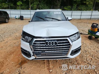 Piąte zdjęcie samochodu w środku: 2018 AUDI Q7 PRESTIGE VIN:WA1VAAF77JD055126 - miniatura