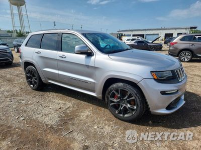 Czwarte zdjęcie samochodu z boku: 2017 JEEP GRAND CHEROKEE SRT-8 VIN:1C4RJFDJ0HC759011 - miniatura