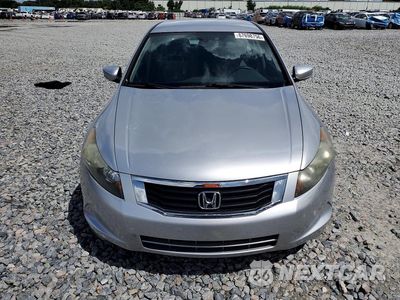 Piąte zdjęcie samochodu w środku: 2010 HONDA ACCORD LX VIN:1HGCP2F32AA126461 - miniatura