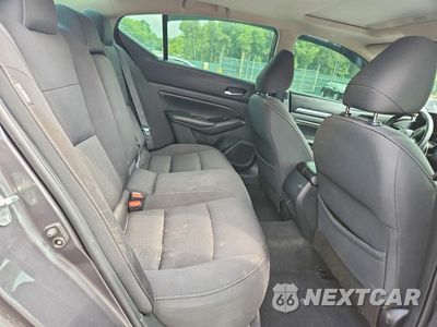 Zdjęcie 10 z 13 samochodu: 2021 NISSAN ALTIMA SV VIN:1N4BL4DW5MN360045 - miniatura