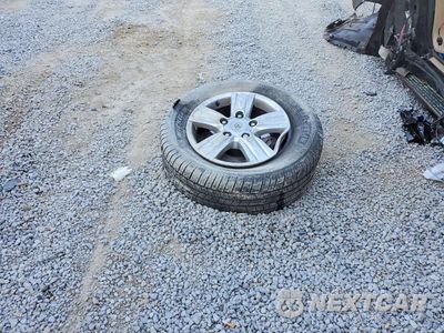 Zdjęcie 13 z 14 samochodu: 2014 TOYOTA LAND CRUISER BASE VIN:JTMHY7AJ5E4028274 - miniatura