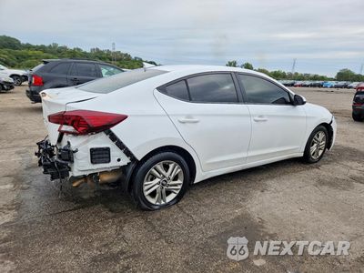 Trzecie zdjęcie samochodu z tyłu: 2020 HYUNDAI ELANTRA SEL VIN:5NPD84LF8LH525106 - miniatura
