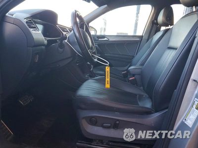 Zdjęcie 7 z 13 samochodu: 2022 VOLKSWAGEN TIGUAN SE R-LINE BLACK VIN:3VVCB7AX6NM094841 - miniatura