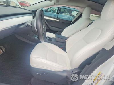 Zdjęcie 7 z 13 samochodu: 2023 TESLA MODEL Y VIN:7SAYGDEE5PF843779 - miniatura