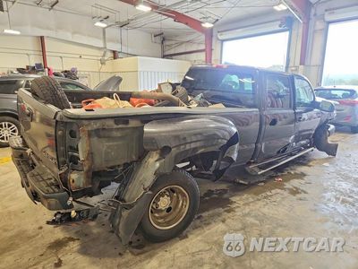 Trzecie zdjęcie samochodu z tyłu: 2004 CHEV SILVERADO VIN:1GCJC33134F111159 - miniatura